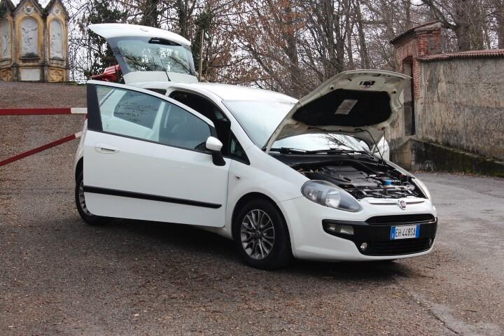 Fiat Punto Evo 1.3 Mjt 75 CV DPF S&S Dynamic 8 GOMME ESTIVE\TERMICHE