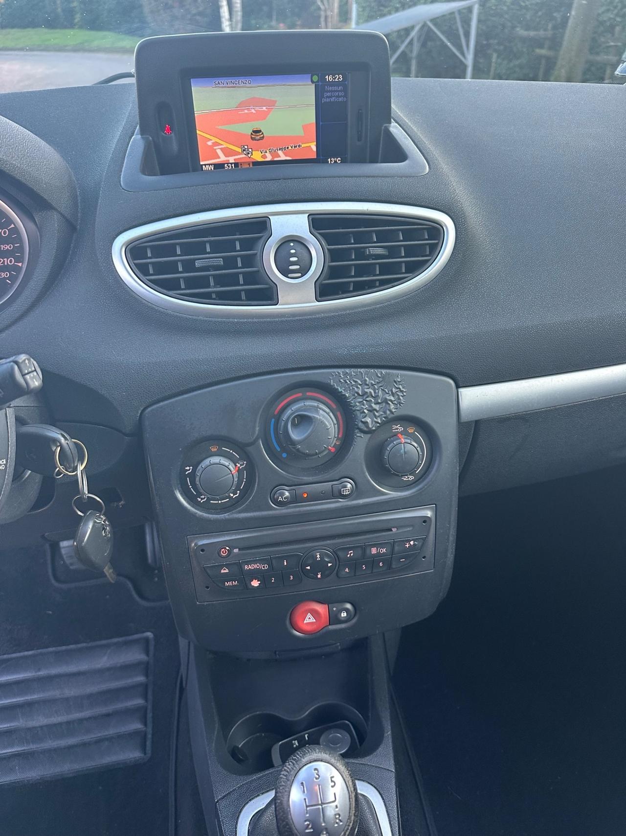 Renault Clio 1.5 diesel 2010 NEOPATENTATI