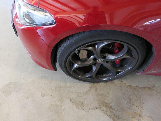 ALFA ROMEO Giulia 2.0 Turbo 280 CV AT8 AWD Q4 Veloce Ti