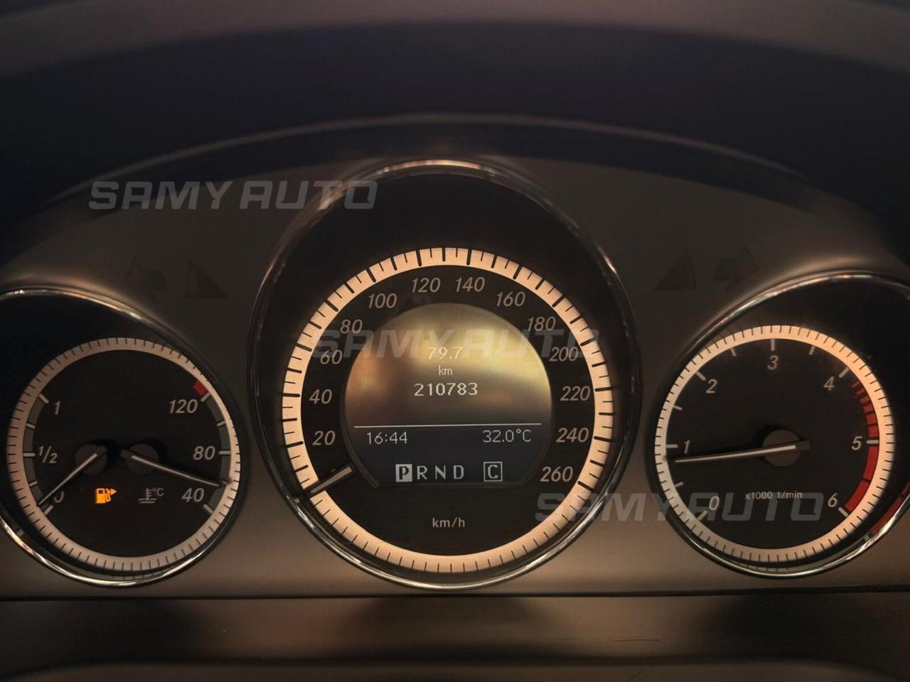 Mercedes-benz C 220 CDI BlueEFFICIENCY Avantgarde AMG