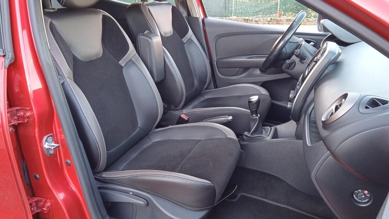 Renault Clio TCe 12V 90CV Start&Stop 5 porte Energy Intens