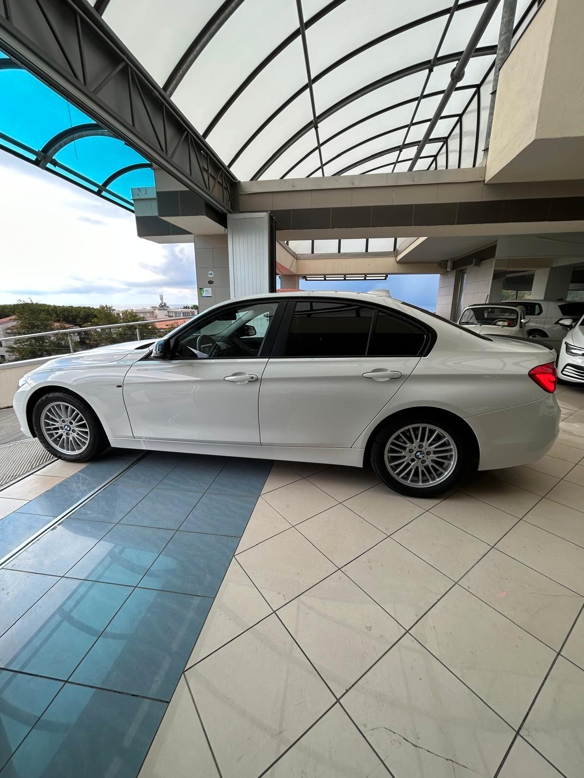 Bmw 320 320d Efficient Dynamics Luxury