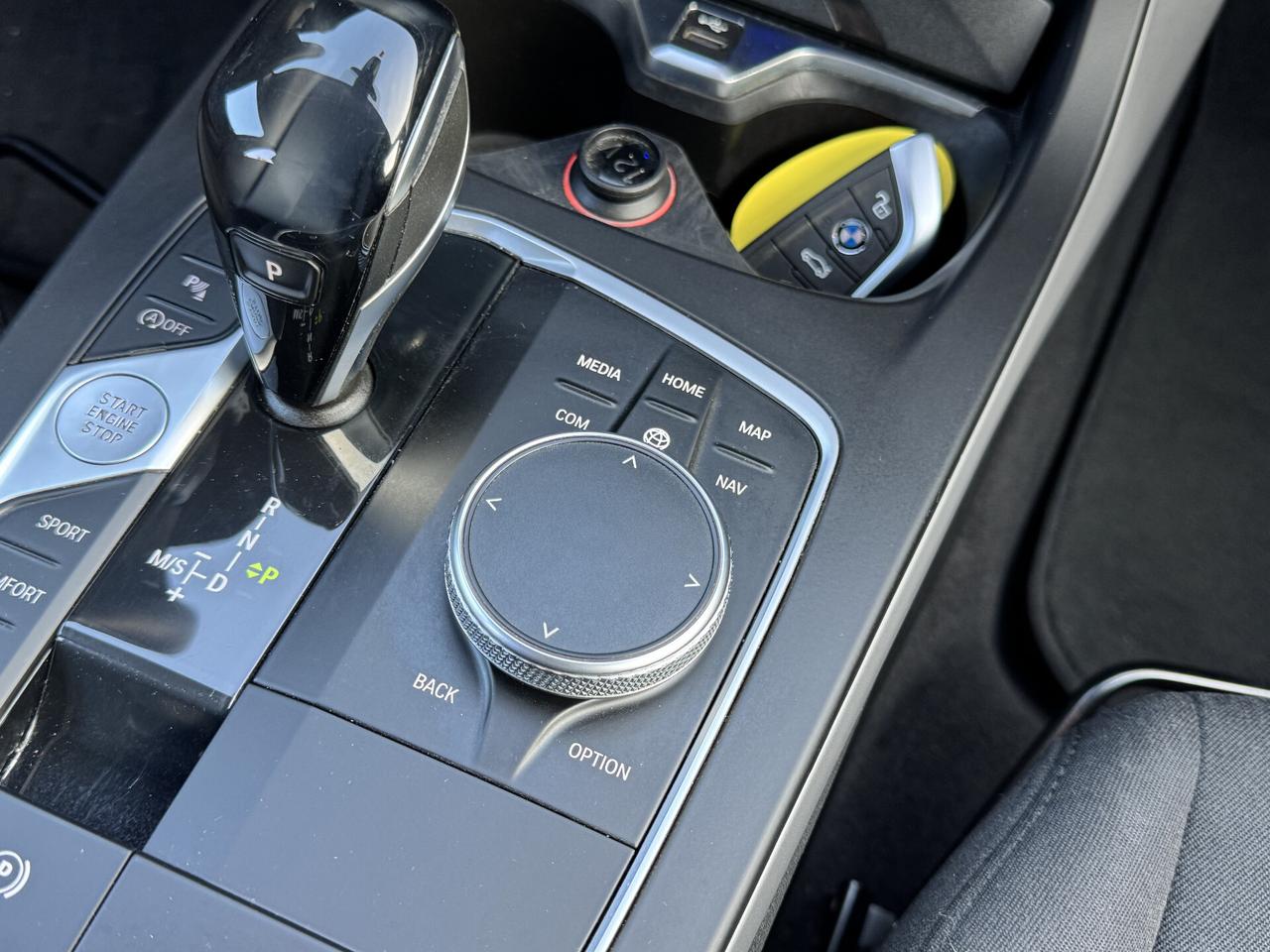 Bmw 118 118d 5p. Business Advantage