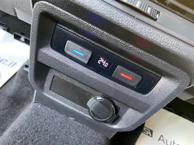 VOLKSWAGEN Tiguan 2.0 TDI 150 CV SCR DSG Life