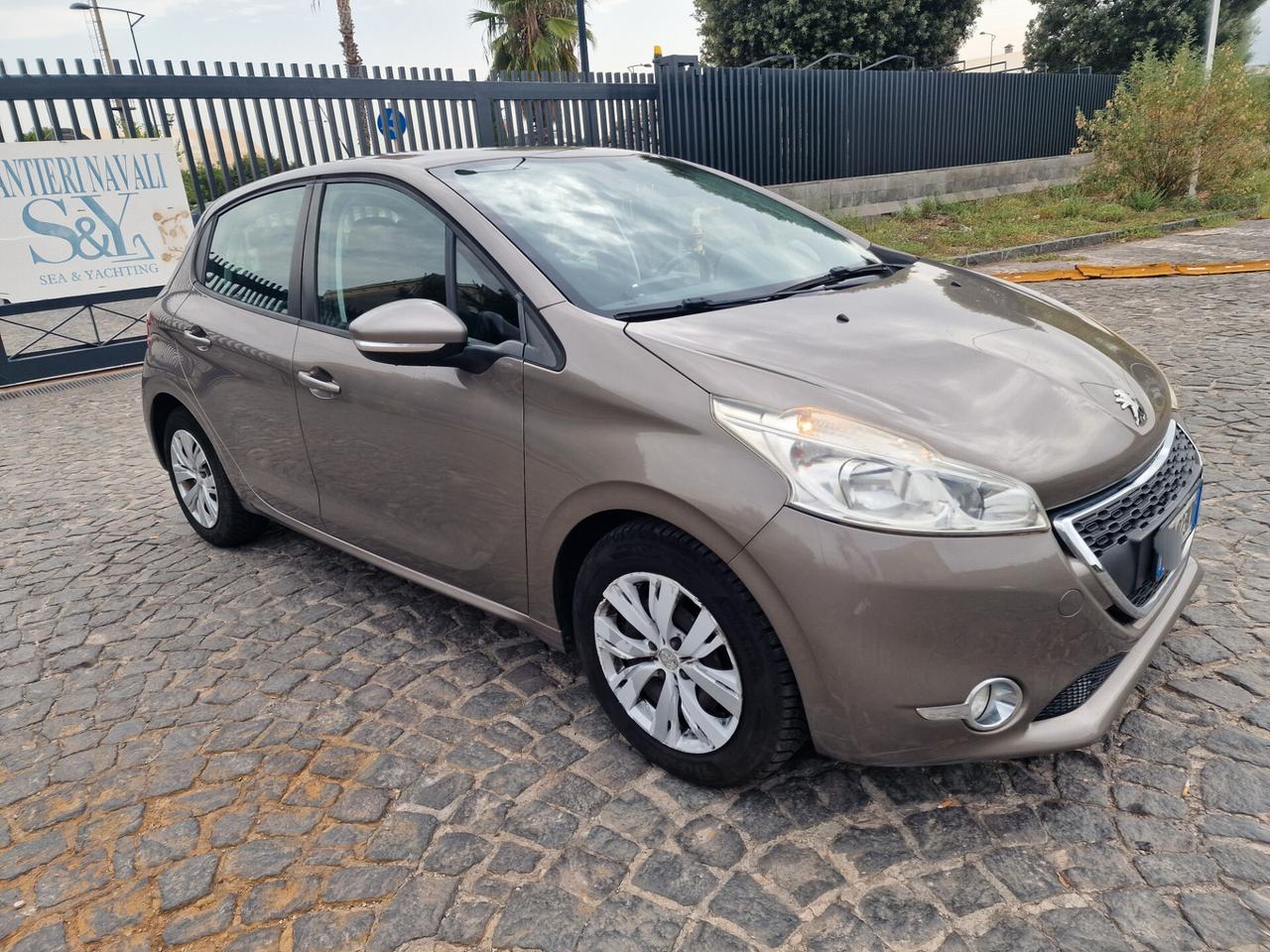 Peugeot 208 1.2 VTi 82 CV 5 porte Active