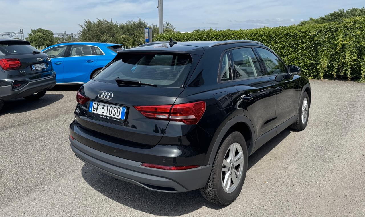 Audi Q3 35 2.0 tdi S Tronic / NO VINCOLI /