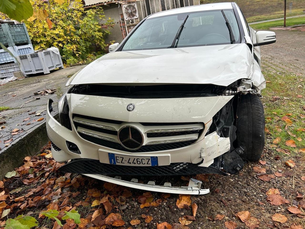 Mercedes-benz A 160 CDI Automatico INCIDENTATO
