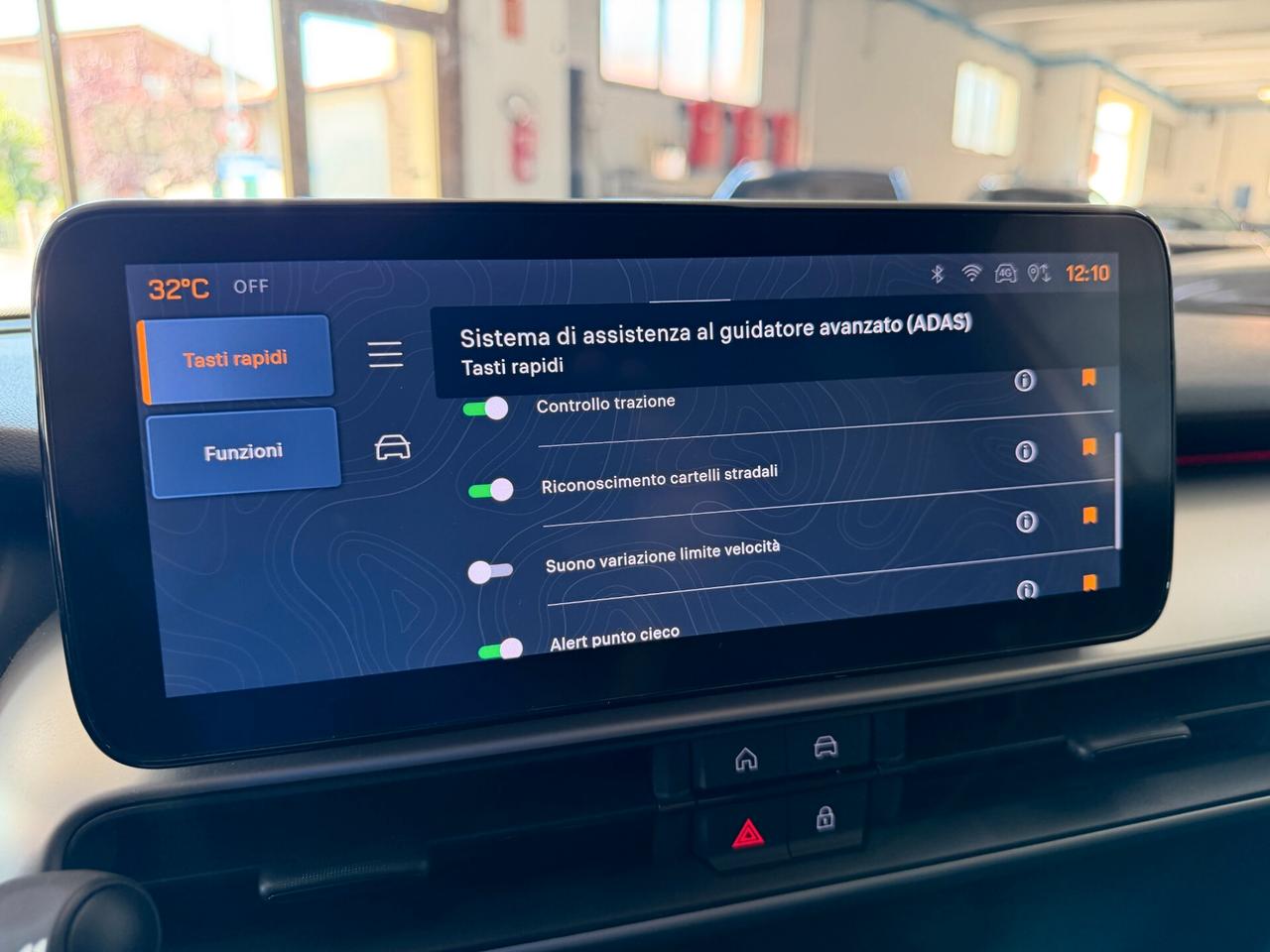 Jeep Avenger 1.2 Turbo 100 CV Summit 2025 Neopatentati Km 18000