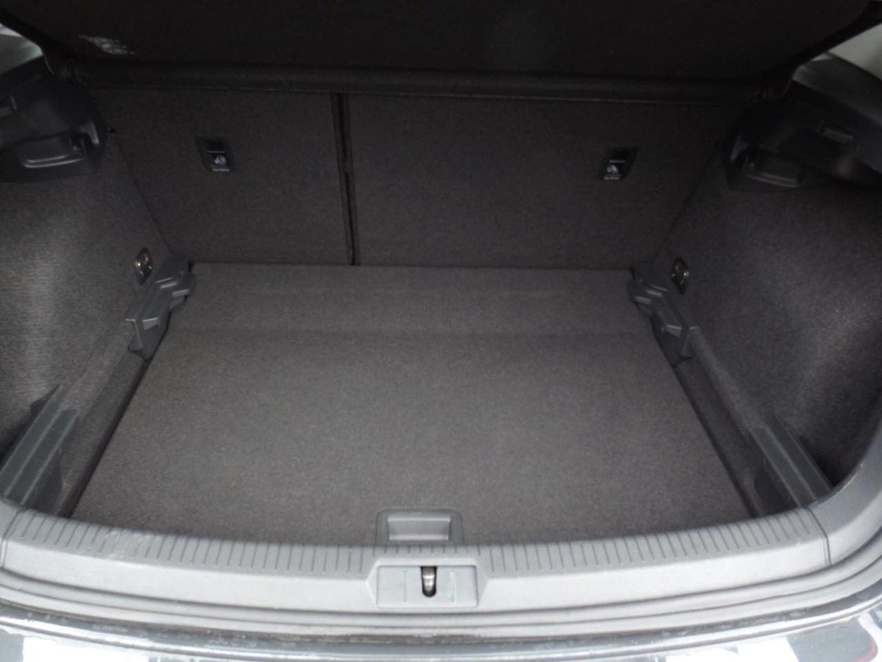 Volkswagen Golf 1.0 TSI 85 CV 5p. Trendline BlueMotion Technology