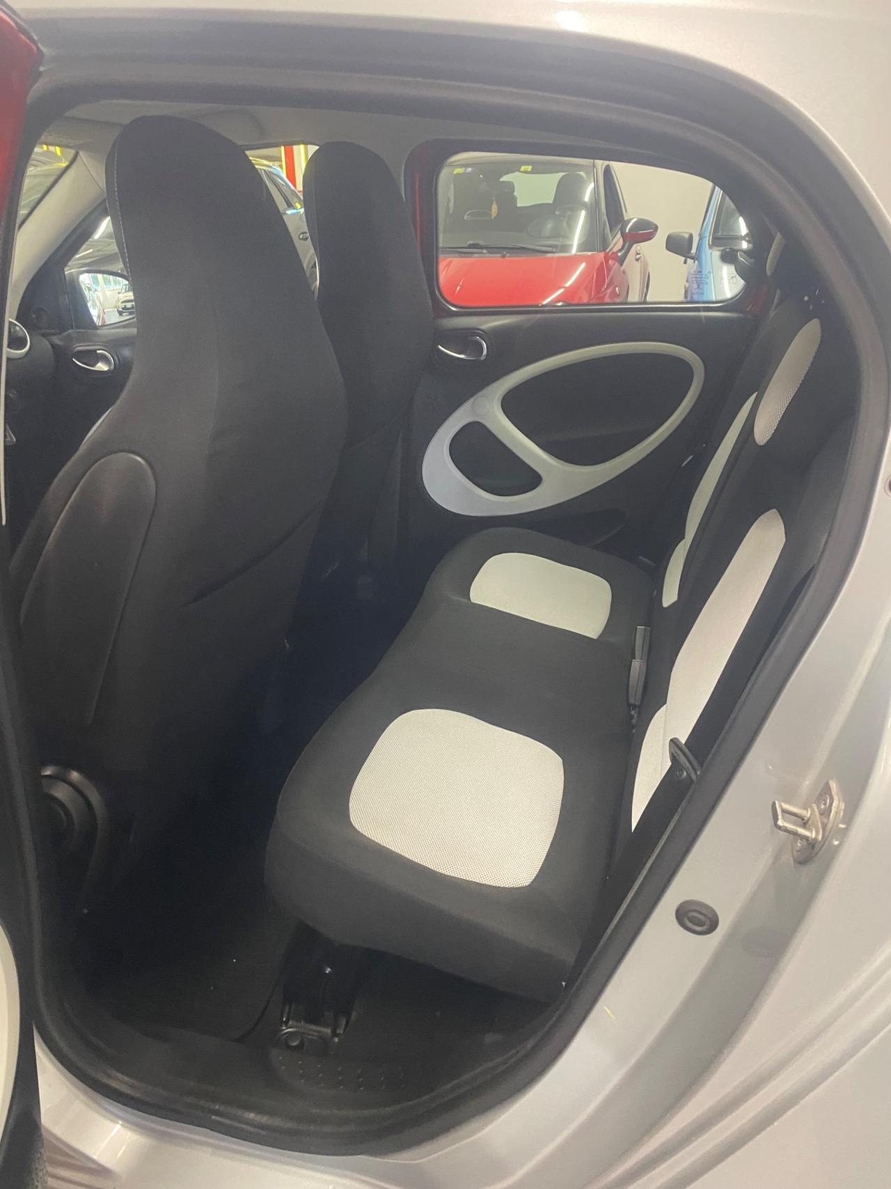 Smart ForFour 70 1.0 Passion