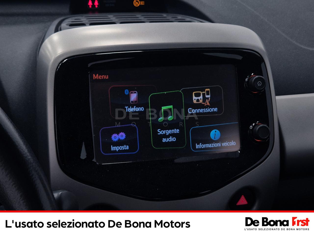 Toyota Aygo 5p 1.0 x-play m-mt