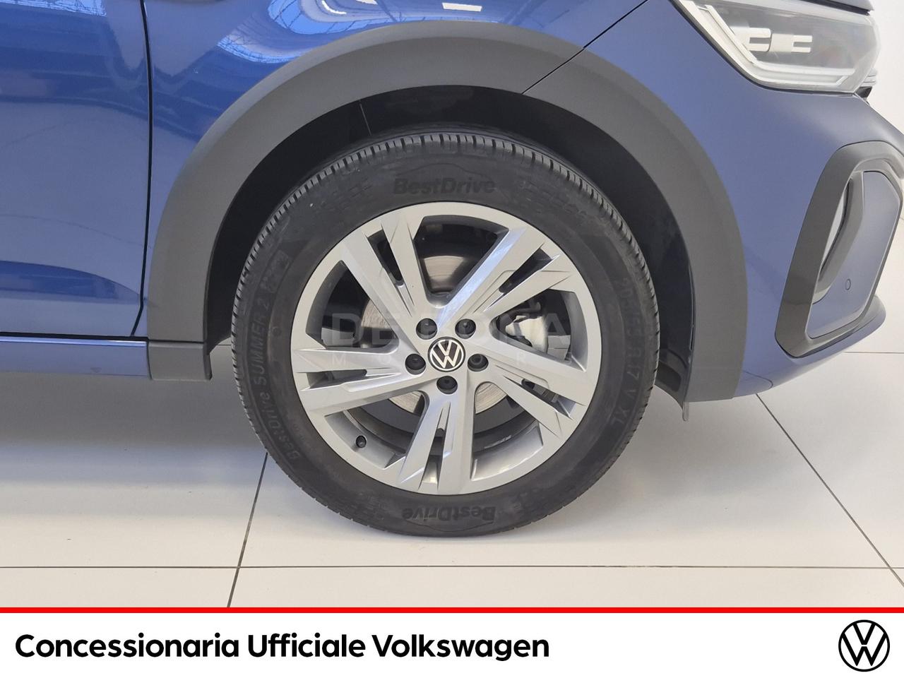 Volkswagen Taigo 1.0 tsi r-line 115cv