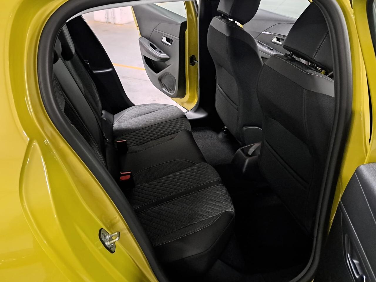 Peugeot 208 1200 PureTech 75CV Style 5 Porte Km. 0