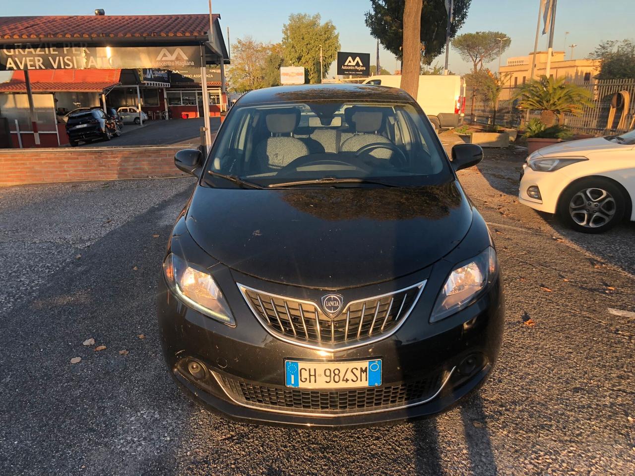 Lancia Ypsilon 1.0 FireFly 5 porte S&S Hybrid PROMO FINANZIAMENTO