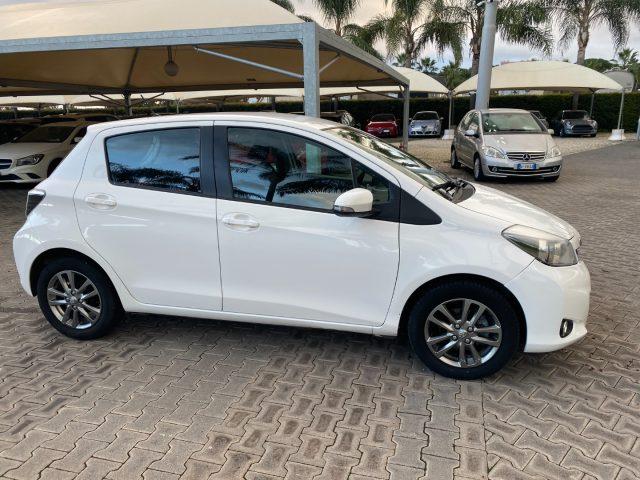 TOYOTA Yaris 1.0 5 porte Active