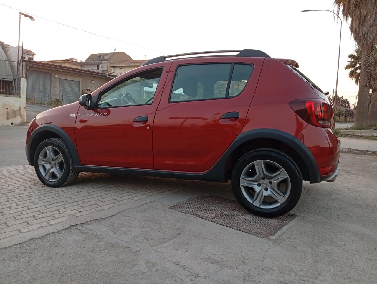 Dacia Sandero Streetway 1.0 TCe 100 CV ECO-G Comfort