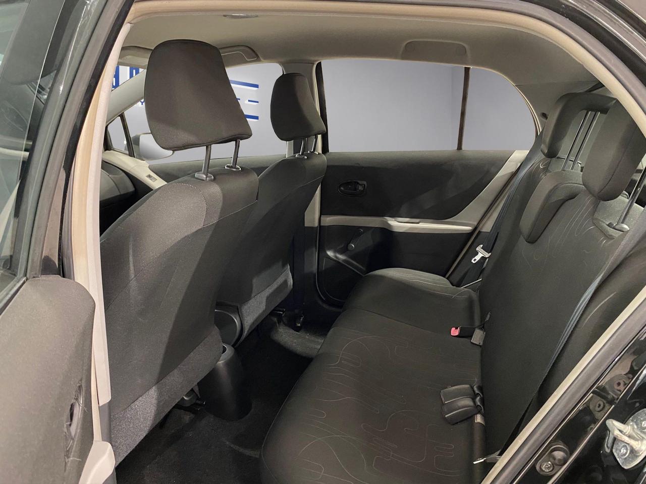 Toyota Yaris 5p 1.0 Now