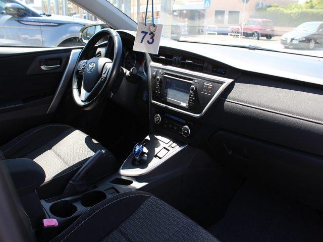 TOYOTA Auris Touring Sports 1.8 Hybrid Lounge