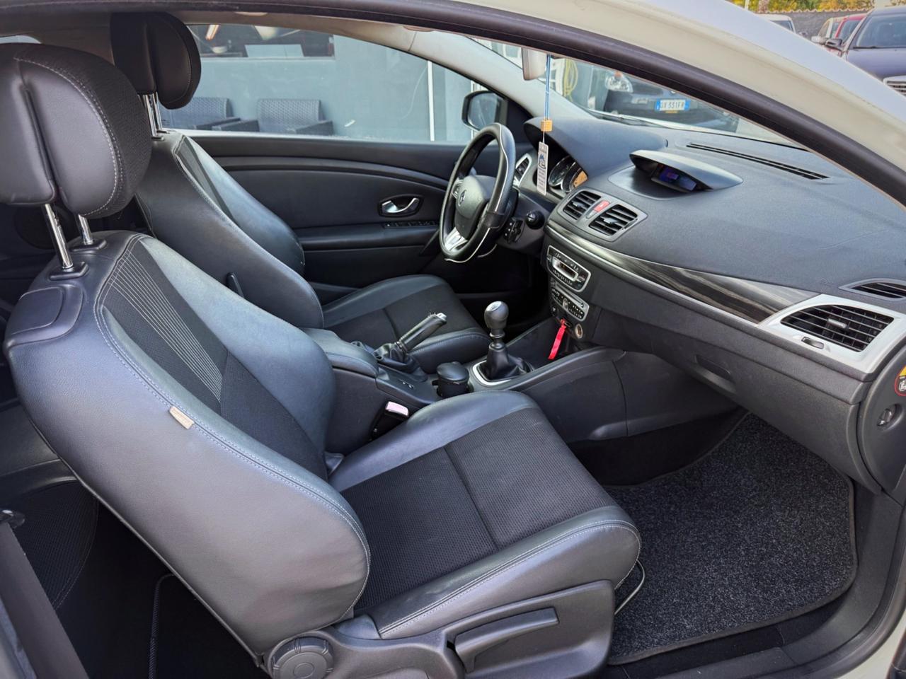 Renault Megane Mégane Coupé 1.5 dCi 110CV Luxe