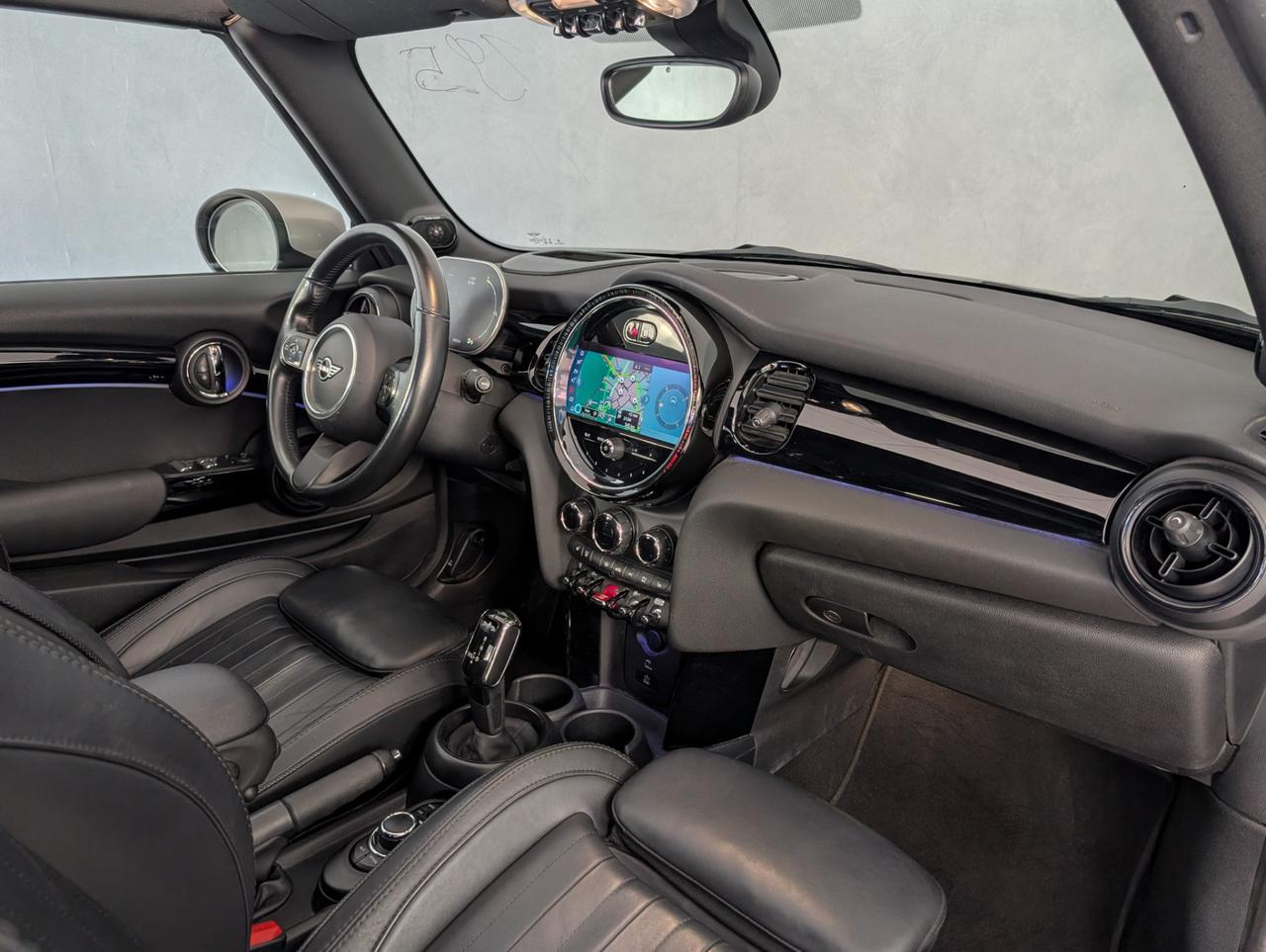 Mini Cooper Cabrio 1.5 Cooper Premium Plus