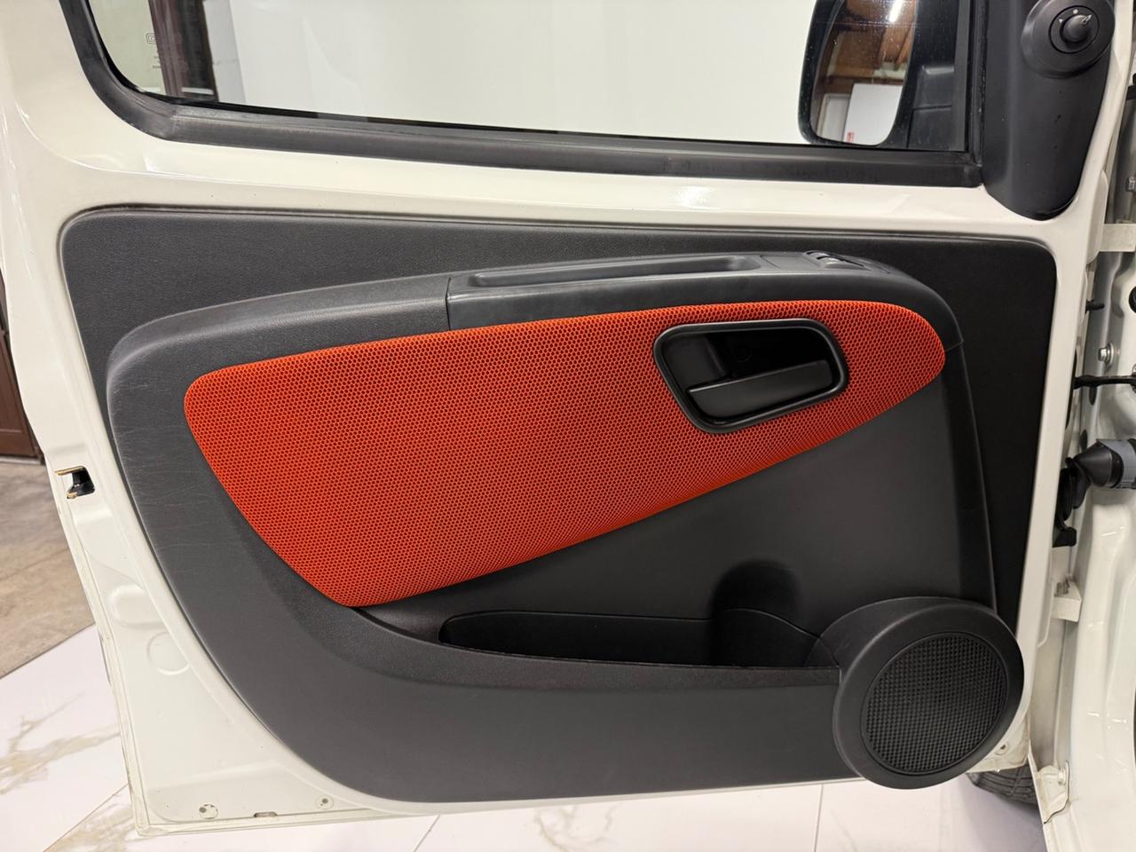 Fiat Qubo 1.3 MJT 75 CV Trekking
