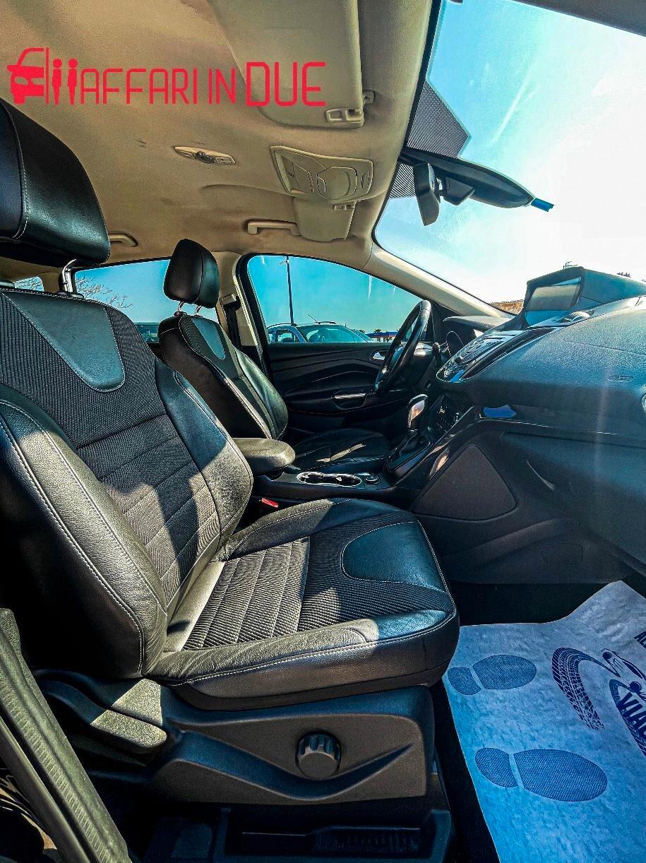 Ford Kuga 2.0 TDCI 150 CV S&S 4WD Powershift Titanium