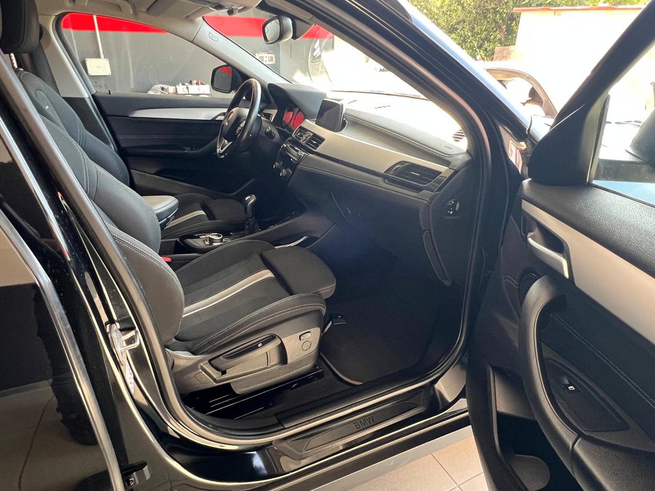 Bmw X2 sDrive18d Business-X