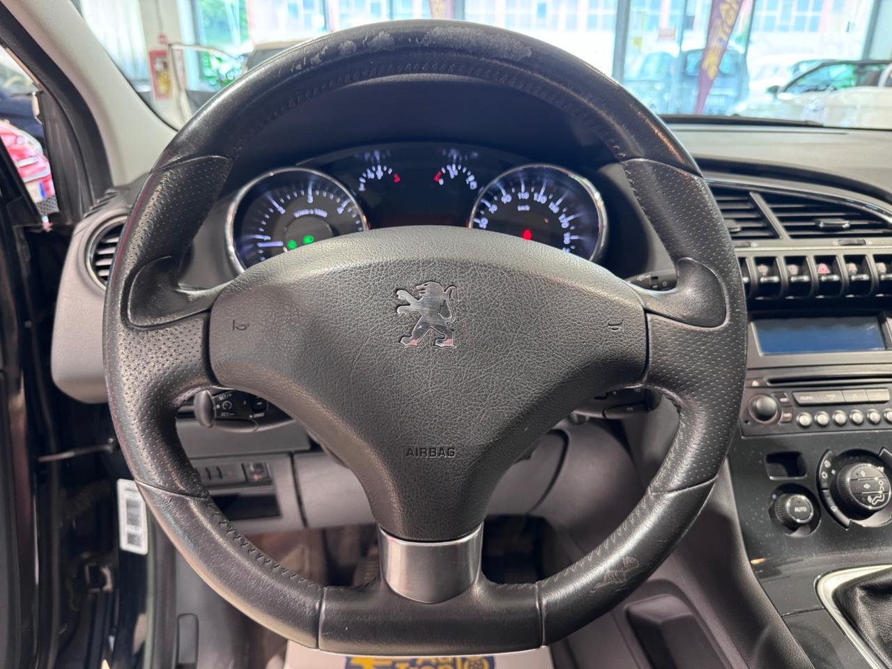 Peugeot 3008 2.0 HDi 150CV Allure gancio traino