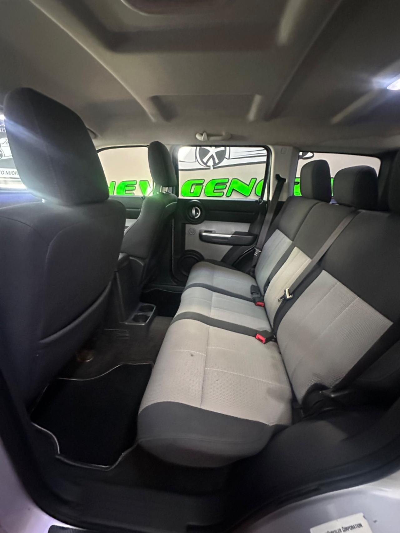 Dodge Nitro 2.8 CRD DPF R/T 4WD