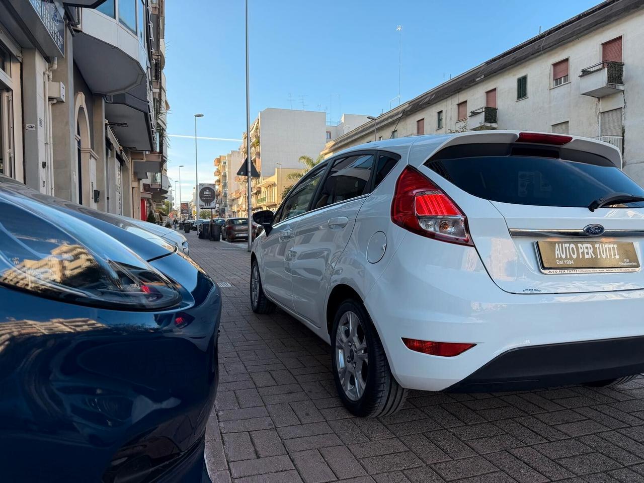 Ford Fiesta 1.5 TDCi 75CV 5p Titanium NAVI/LED