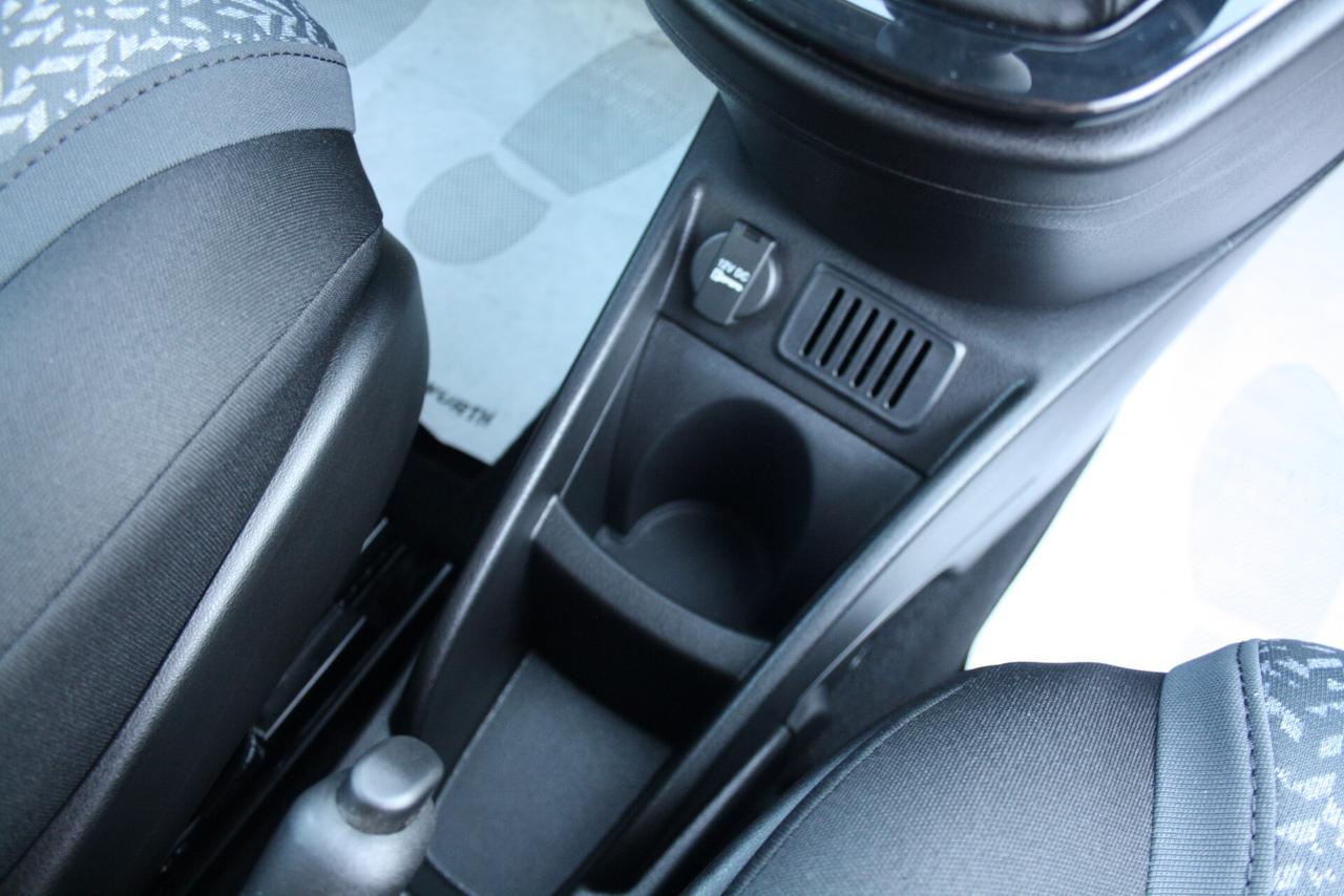 LANCIA YPSILON 1.0 HYBRID 70CV " 878KM "
