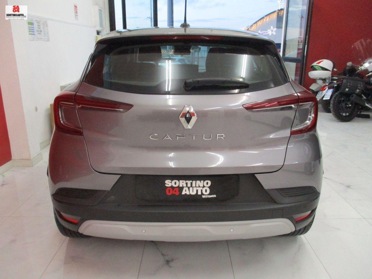 RENAULT Captur TCe 12V 90cv Intens-2022 KM64000
