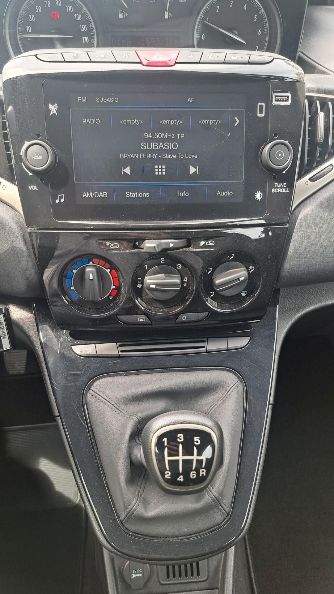 Lancia Ypsilon 1.0 FireFly 5 porte S&S Hybrid Ecochic Gold