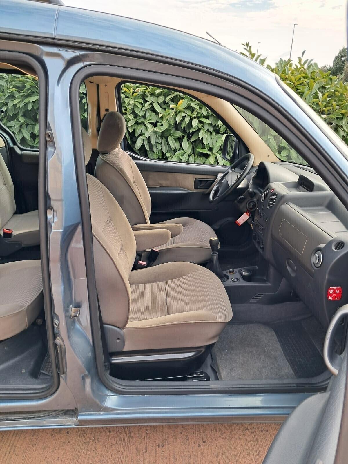 Citroen Berlingo 1.6 Hdi TRASPORTO DISABILI UNIPRO'