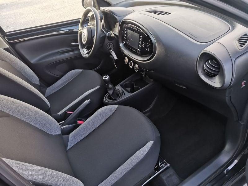 Toyota Aygo X Aygo X 1.0 VVT-i 72 CV 5 porte Active