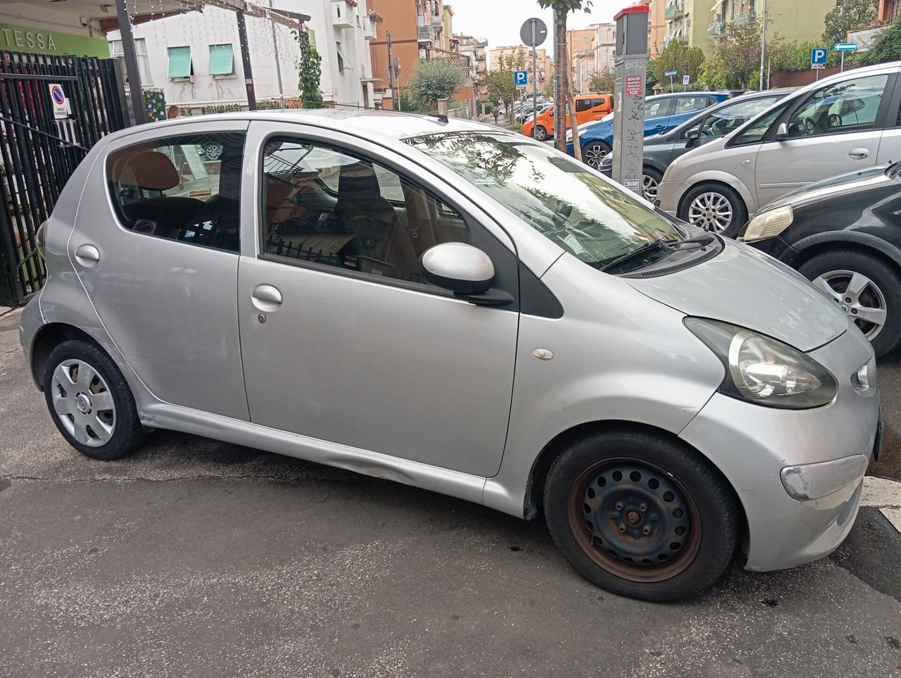 Toyota Aygo 1.0 automat. 5p Now