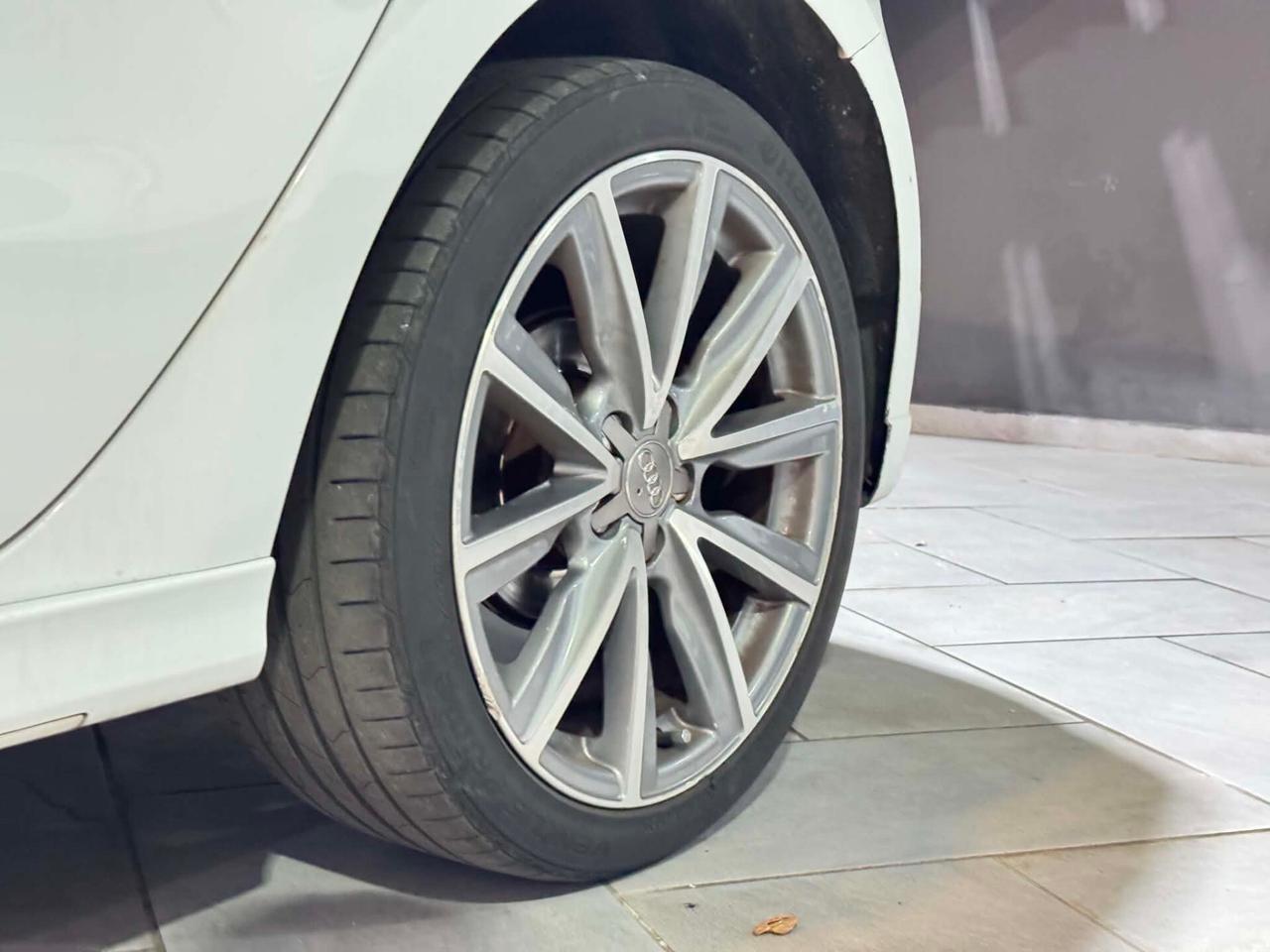 Audi A1 SPB 1.6 TDI S tronic line edition FINANZIABILEE