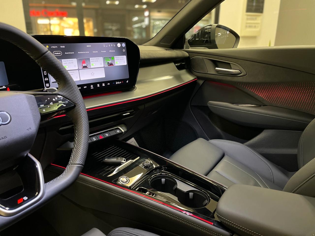 New Audi Q3 2.0TDI 150cvSline Tech plus