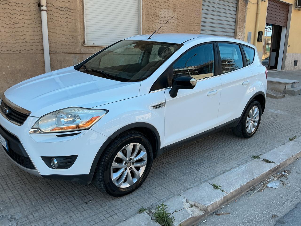 Ford Kuga 2.0 TDCi 136 CV 4WD Titanium DPF