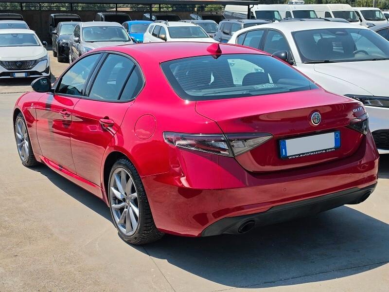 ALFA ROMEO Giulia 2.2 TD 160 AT8 Ti NAV PELLE PARK CAM