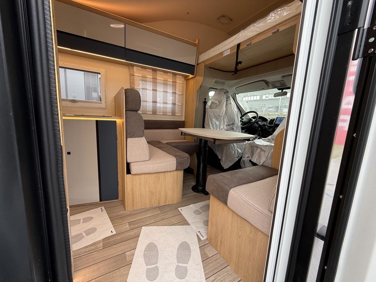 CI INTERNATIONAL HORON 90 M 7.40 GARAGE