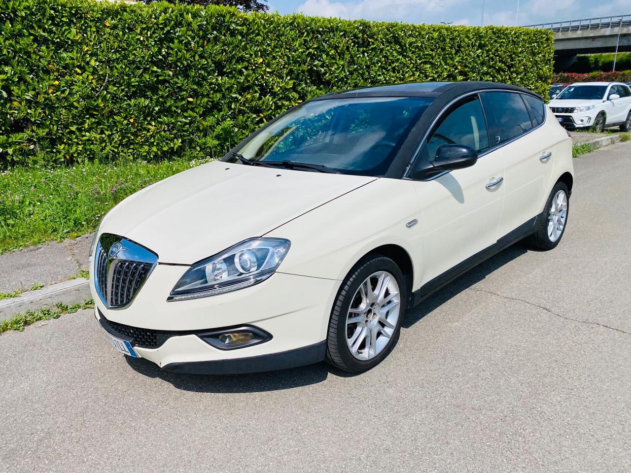 Lancia Delta 2.0 MJT DPF Argento