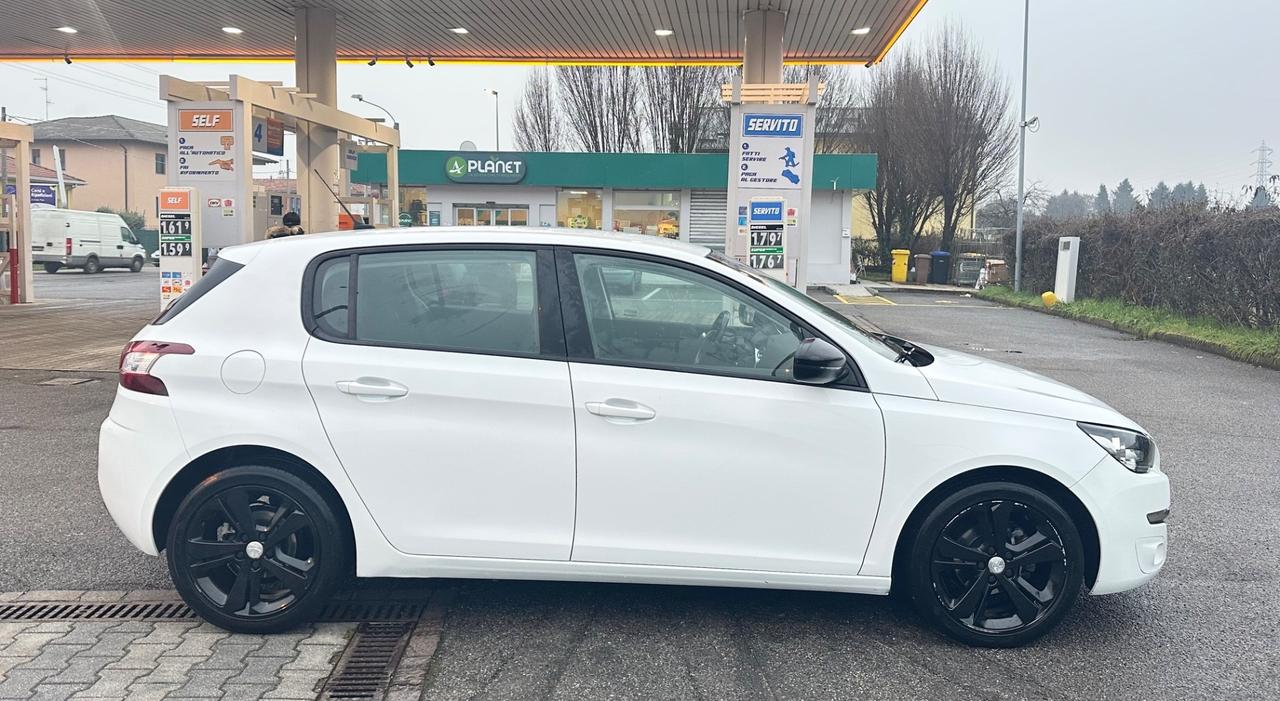 Peugeot 308 PureTech Turbo 110 S&S Access