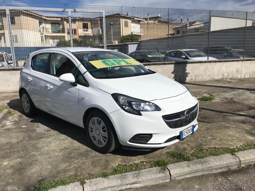 Opel Corsa 1.4 90CV 66 kW GPL Tech 5 porte b-Color