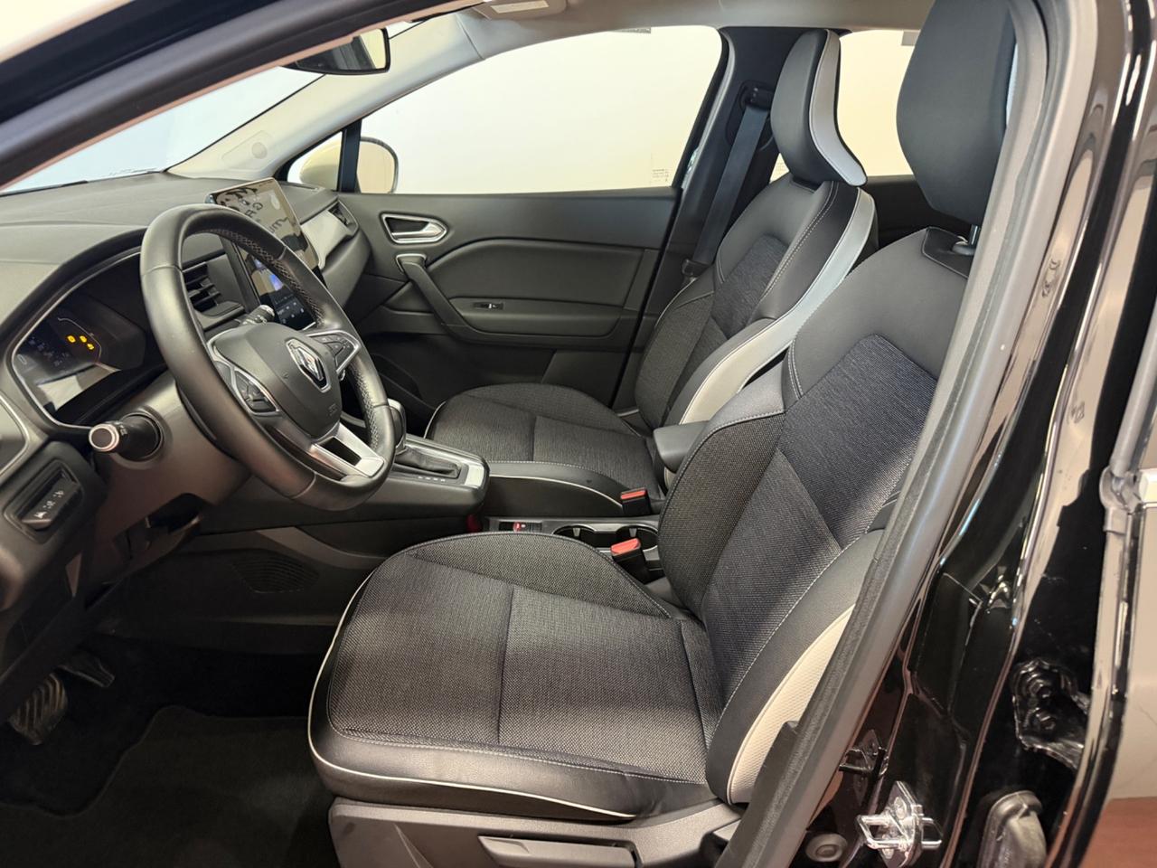 Renault Captur Blue dCi 115 CV EDC Intens