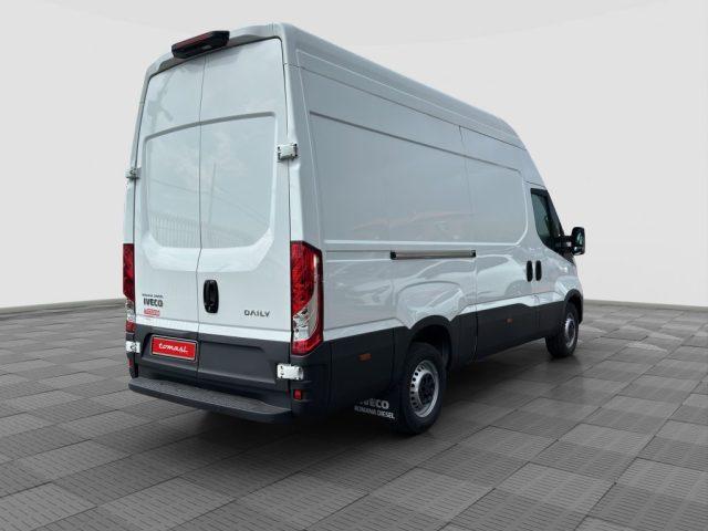 IVECO Daily (2014--->) 35S16V 2.3 HPT PM-SL-TA Furgone