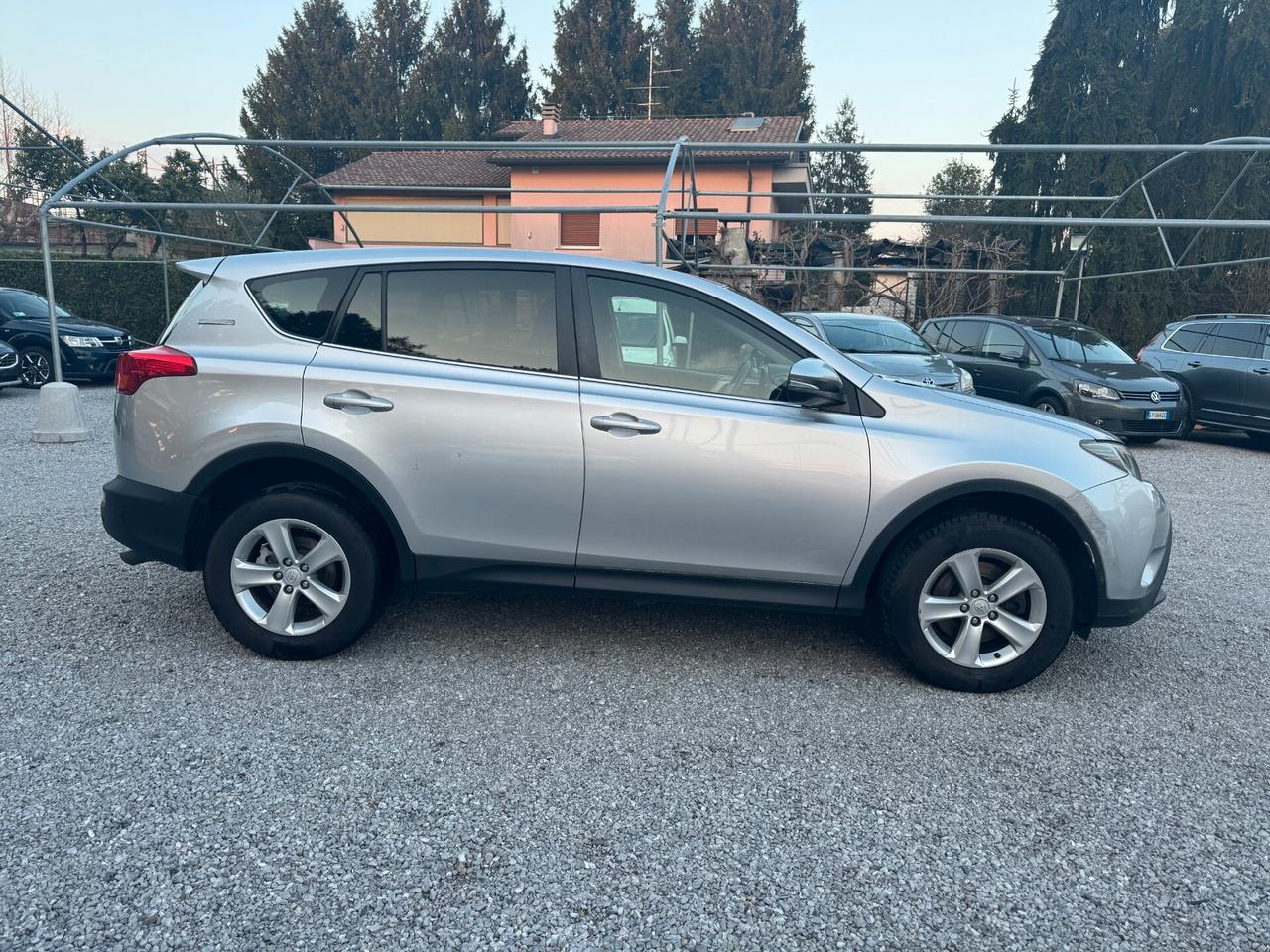 Toyota RAV 4RAV4 2.0 D-4D 2WD