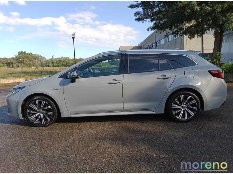 Toyota Corolla TS 2.0 Hybrid CVT Style