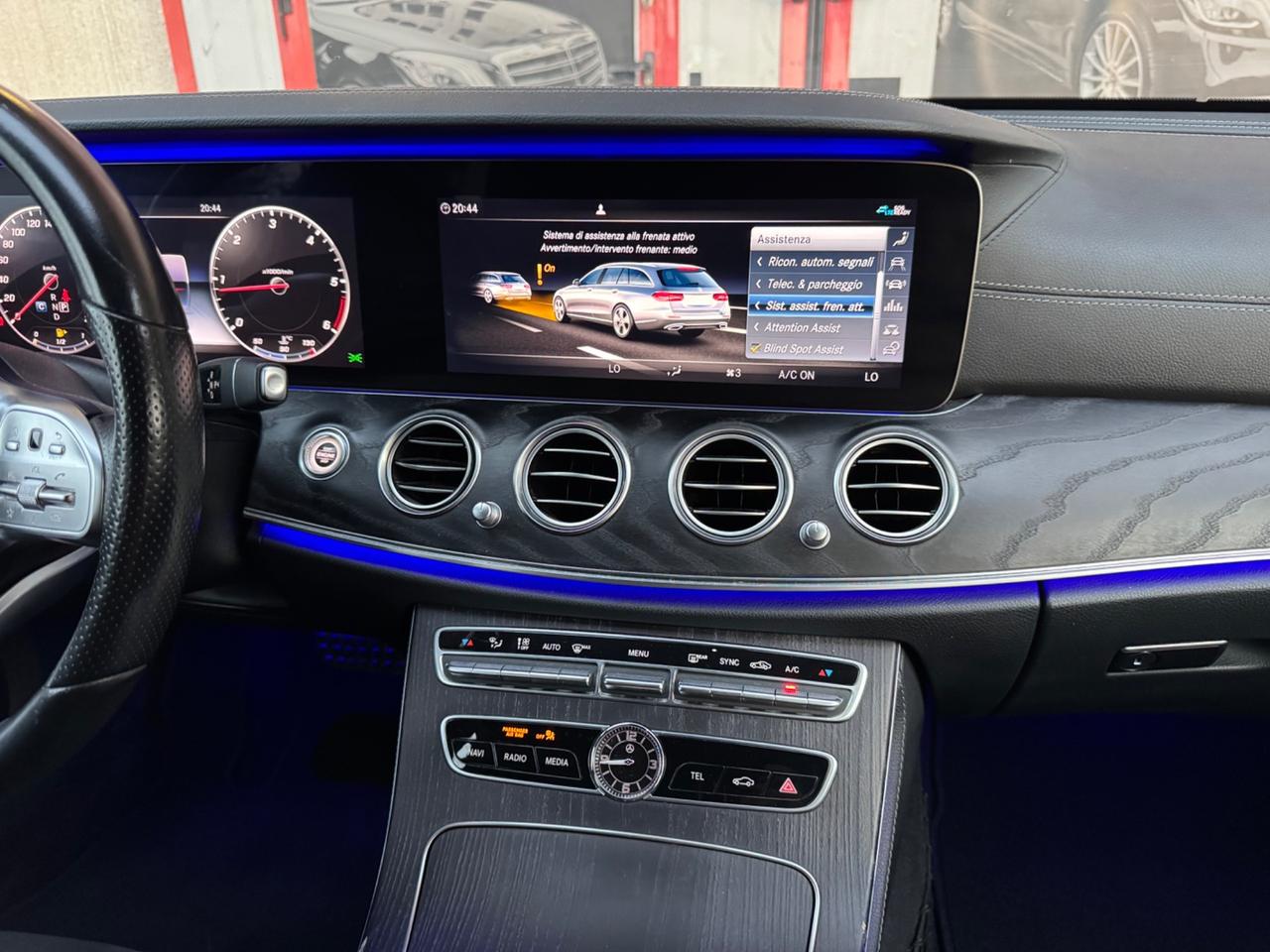 Mercedes-benz E 220d S.W. 4Matic Premium Amg