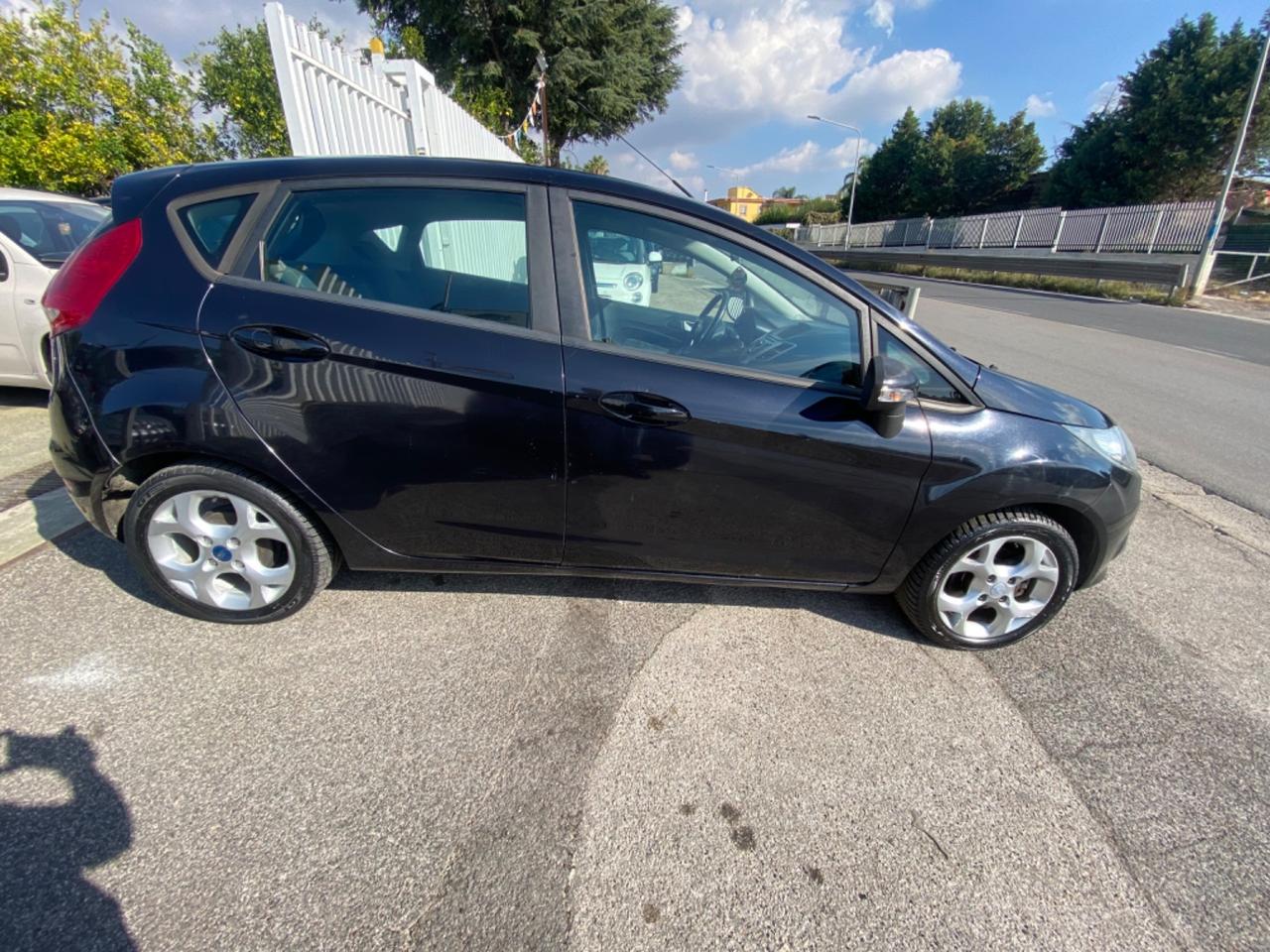Ford Fiesta 1.2 82 CV 5 porte Titanium
